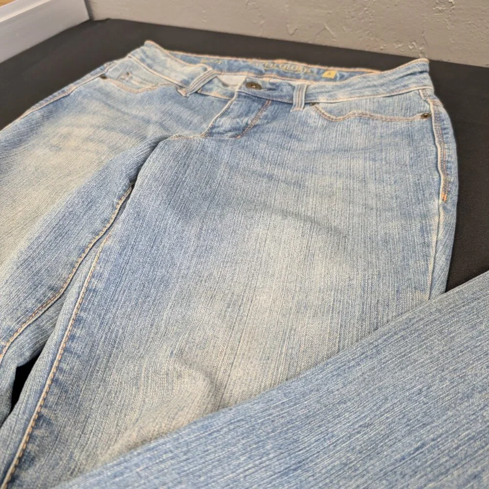 Faded Glory Women's Blue Jeans Core Boot Cut Size 6A - Picture 2 of 6